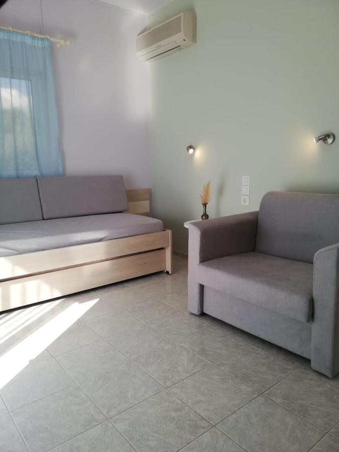 Aloni Studios And Apartments Ласі Екстер'єр фото