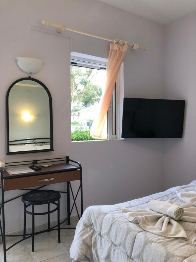 Aloni Studios And Apartments Ласі Екстер'єр фото
